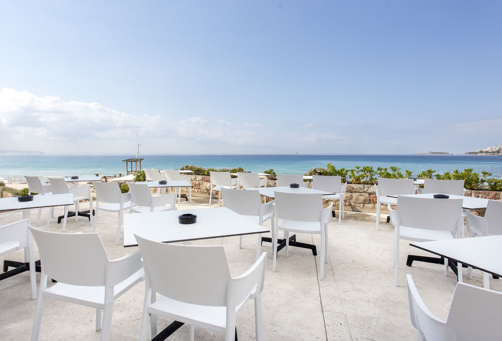 Hotel Be Live Adults Only Marivent Palma de Maiorca Exterior foto The beach at the hotel